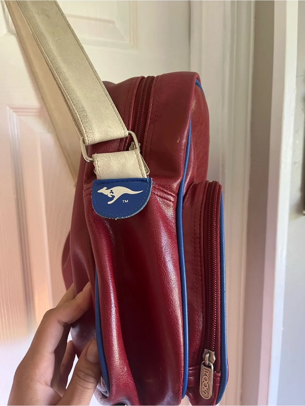 Vintage Roos Red and Blue Messenger Bag